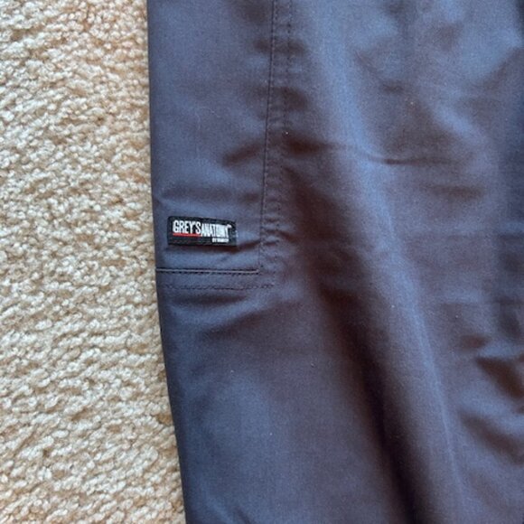 Women's scrubs - Picture 3 of 6